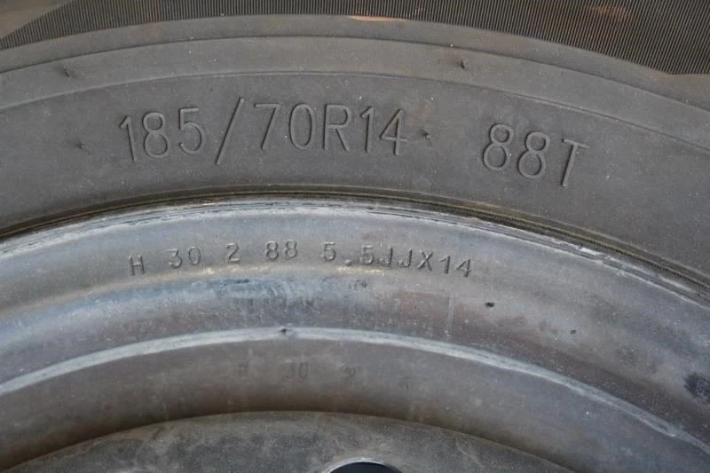 1989 FORD PROBE STEEL WHEEL 185 70 14 RIM WITH MOHAVE TIRE 8/32" TREAD - Image 3 of 4