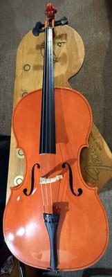 Cello Cecilio 50'' Great Condition Need 1 string Case has broken zipper