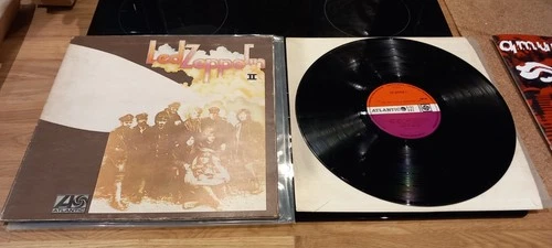 LED ZEPPELIN II UK PRESSING RED/PLUM ATLANTIC 588198  A2-B2 Pressing