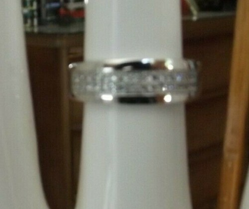 New LANDAU CZ Silver Tone Pave Band Size 8 Sparkle Bling Pretty Costume Jewelry  - Foto 5 di 7