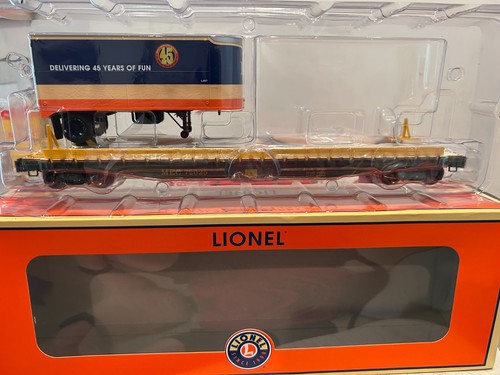 Lionel 6-58251 LCCA Maine East Coast flatcar w/ Trailer MIB