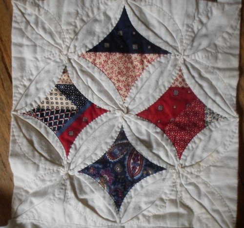 Vtg Handmade Quilted bib Apron One Size white w cathederal window quilting - Picture 3 of 3