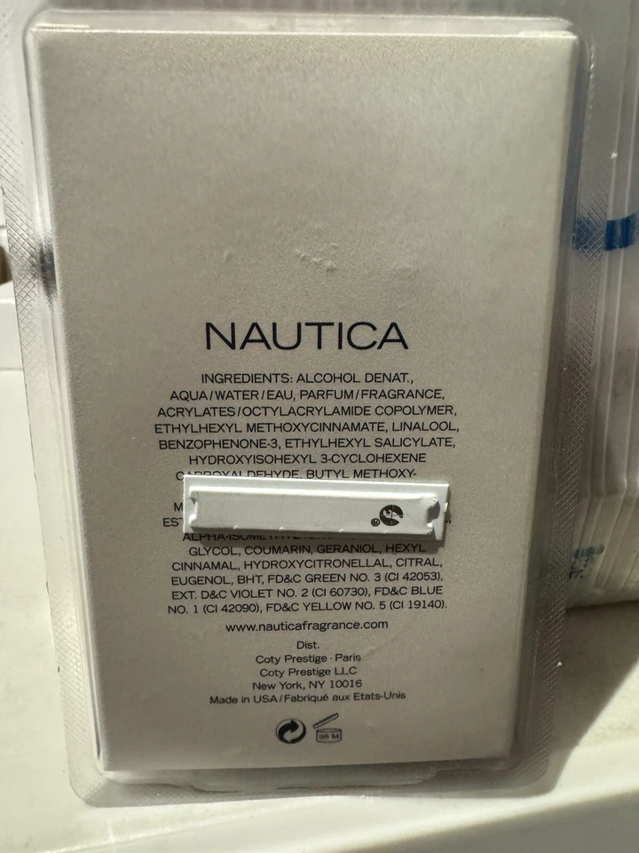 Spray de colonia Nautica .5 fl oz Foto 4 de 4