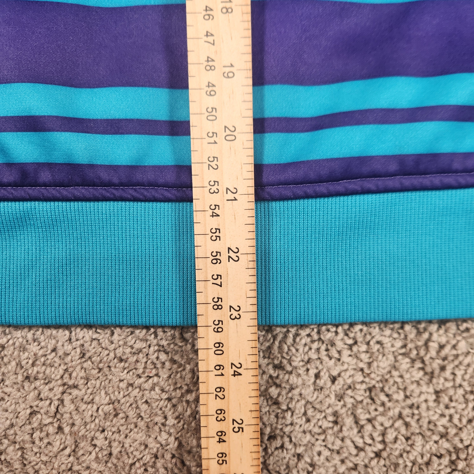 Under Armour Hoodie Womens XS Full Zip Jacket Striped Active Gym Running UA thumbnail 10