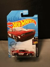 Hot Wheels Dodge Challenger Drift Car Nightburnerz Series #6/10 Red Diecast  