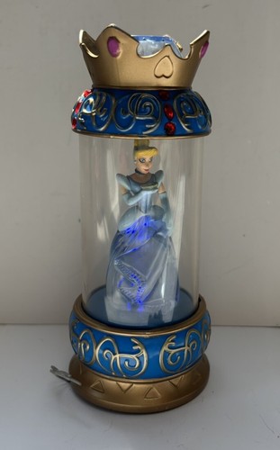 Disney Store Cenerentola bambola illuminata in custodia corona - Foto 4 di 6