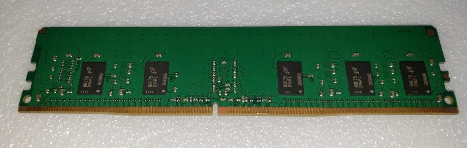 Micron MTA9ASF1G72P-2G9E1 8GB 1Rx8 PC4-2933Y RDIMM DDR4-23400 ECC REG Server - Image 2 of 2