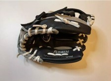 NEW Rawlings Players Series T-ball or Baseball Glove Right HandThrow PL90BSM