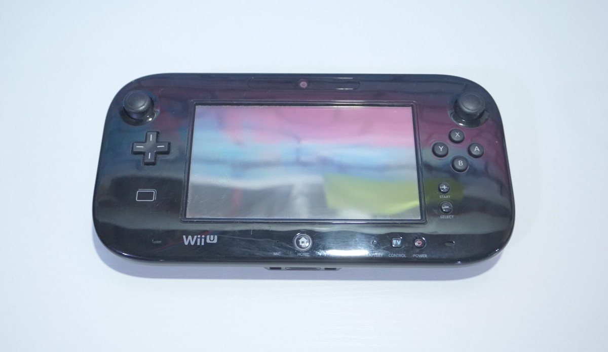 Nintendo Wii U 32GB Black Deluxe Console WUP-101(02) with Gamepad