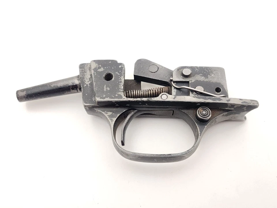 Protector de gatillo vintage Stevens modelo 820 con internos incompletos Foto 2 de 4