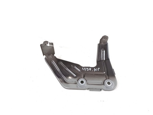 BMW X3 G01, F97 Kotflügelhalter vorne links 7424677 2.00 25366969