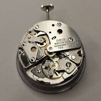 Oris Cal 725 Monopusher Chronograph Movement - Dubois Dépraz Vintage Manual Wind
