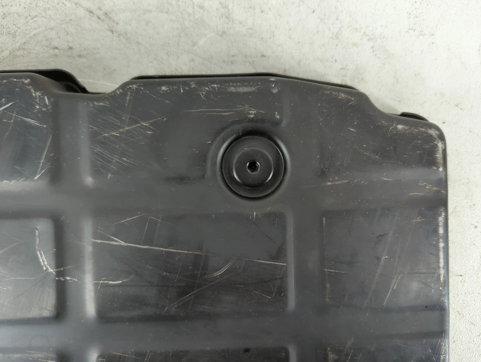 Mercedes-Benz C230 1997-2000 cárter de aceite del motor PRFUV Foto 2 de 4