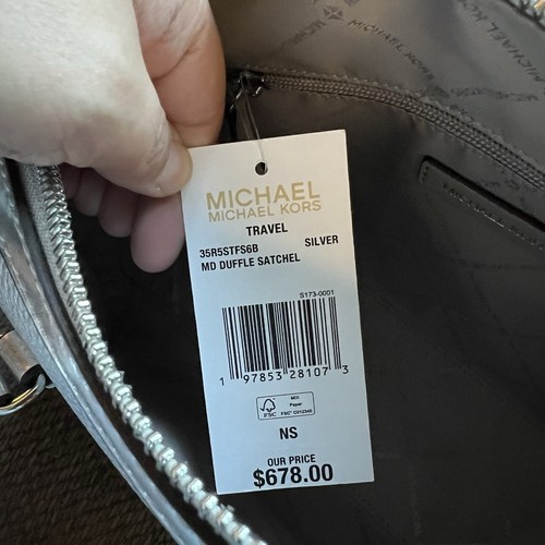 Nuevo Bolso Bandolera Michael Kors Mediano de Lona en Plateado - Imagen 5 de 8