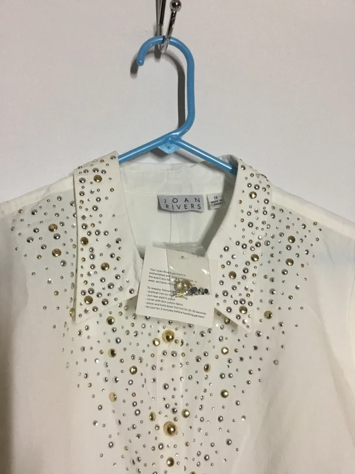 Camisa para mujer Joan Rivers 1X túnica blanca con estrás tachonada adornada  Foto 2 de 4
