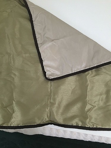 "Victoria Classics 2 caras euro simula 1 (uno) verde guisante/beige borde 26x26" - Imagen 9 de 9