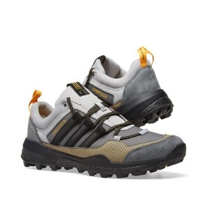 adidas livestock terrex skychaser