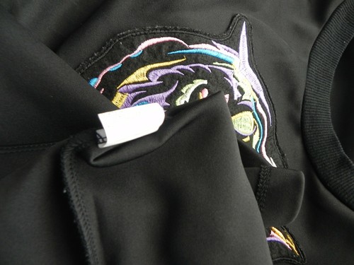 Ladakh Semi-Crop Top Tiger Embroidery Trim Long Sleeve Pullover Size L - Picture 7 of 7