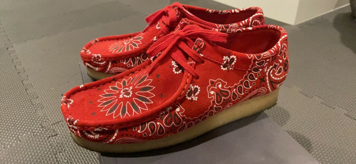 シュプリーム ClarksOriginals Bandana Wallabee