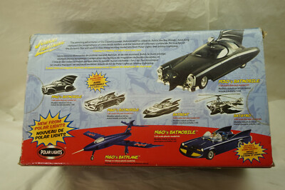 BATMOBILE DIECAST 1:24 SCALE MODEL CAR KIT JOHNNY LIGHTNING 6904