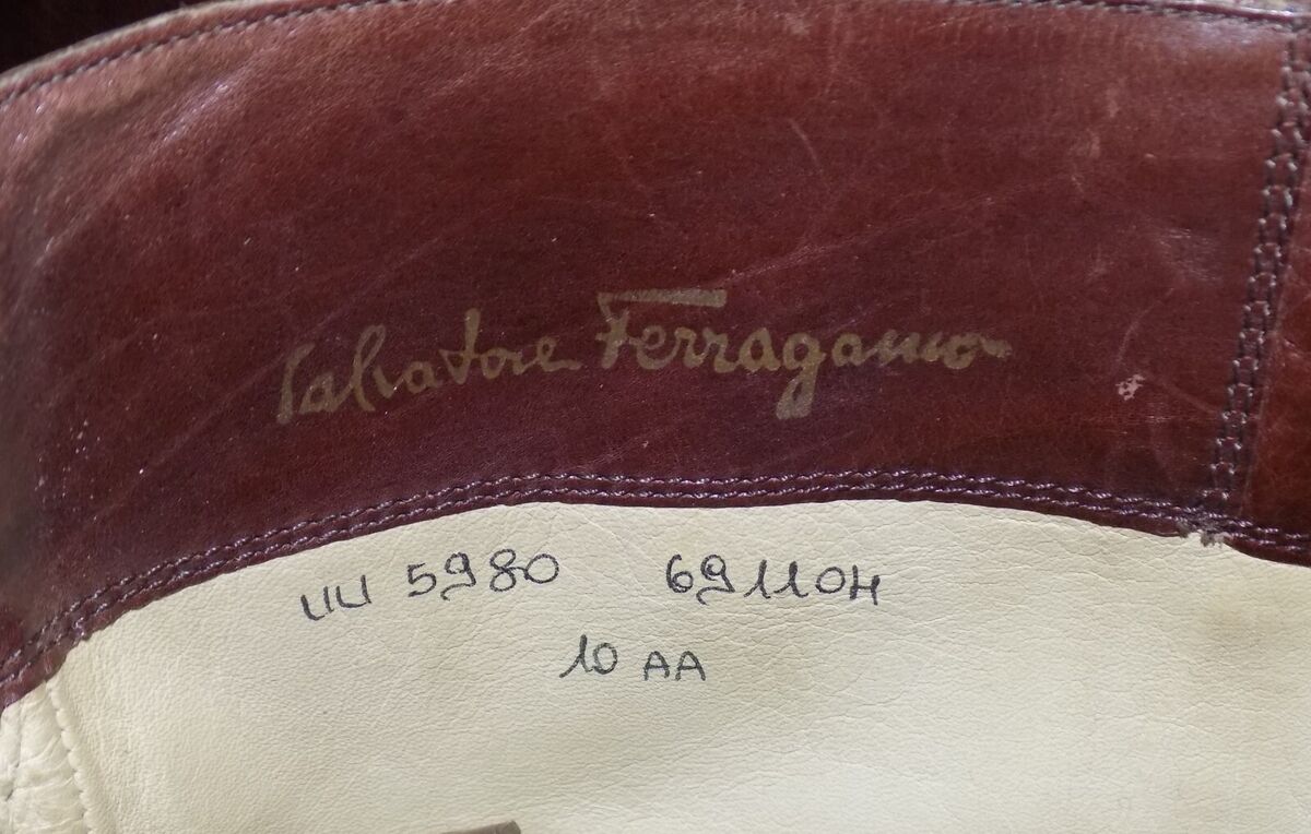 Salvatore Ferragamo Carla Brwn Leather Knee-High Low Heel Salvatore Ferragamo Carla Brwn Leather Knee-High Low Heel