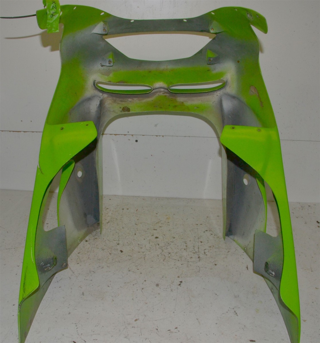 Kawasaki ZX 9R Front Fairing Headlight Cowl Nose 55028-1359 1998
