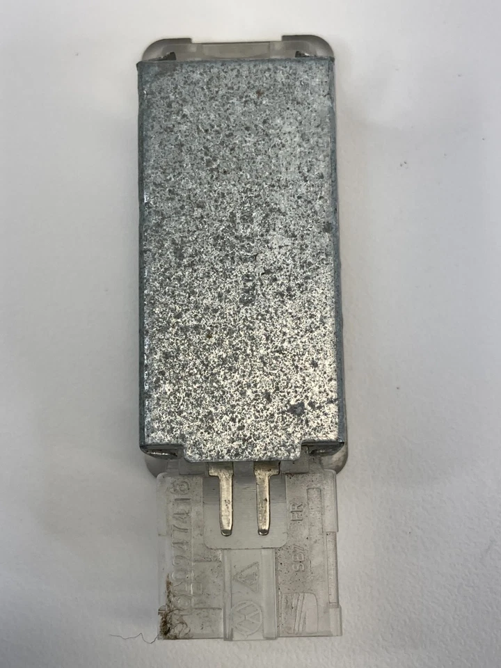 2006 Volkswagen GTI Interior Rear Trunk Luggage Light Lamp 6L0947415 OEM Foto 4 de 4