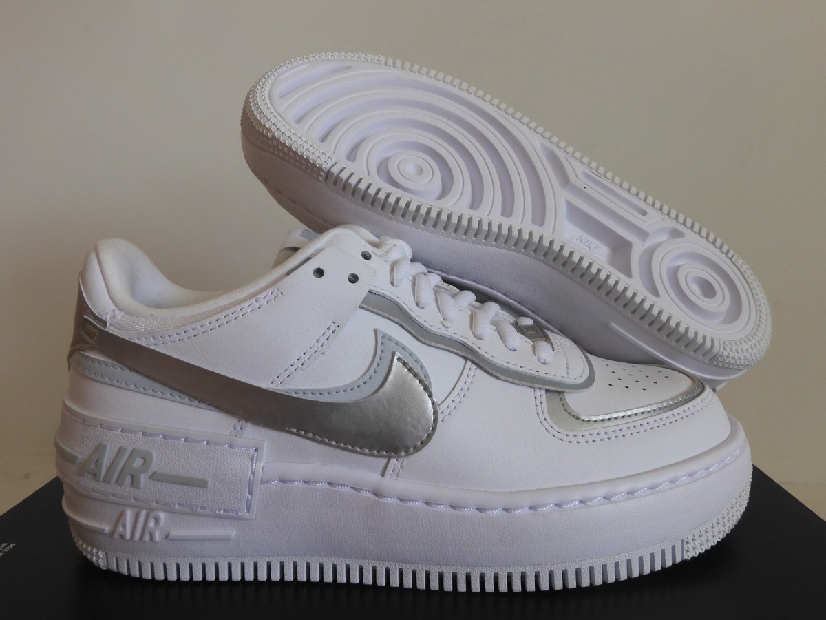 WMNS NIKE AIR FORCE 1 AF1 SHADOW WHITE-METALLIC SILVER SZ 6 WMNS NIKE AIR FORCE 1 AF1 SHADOW WHITE-METALLIC SILVER SZ 6