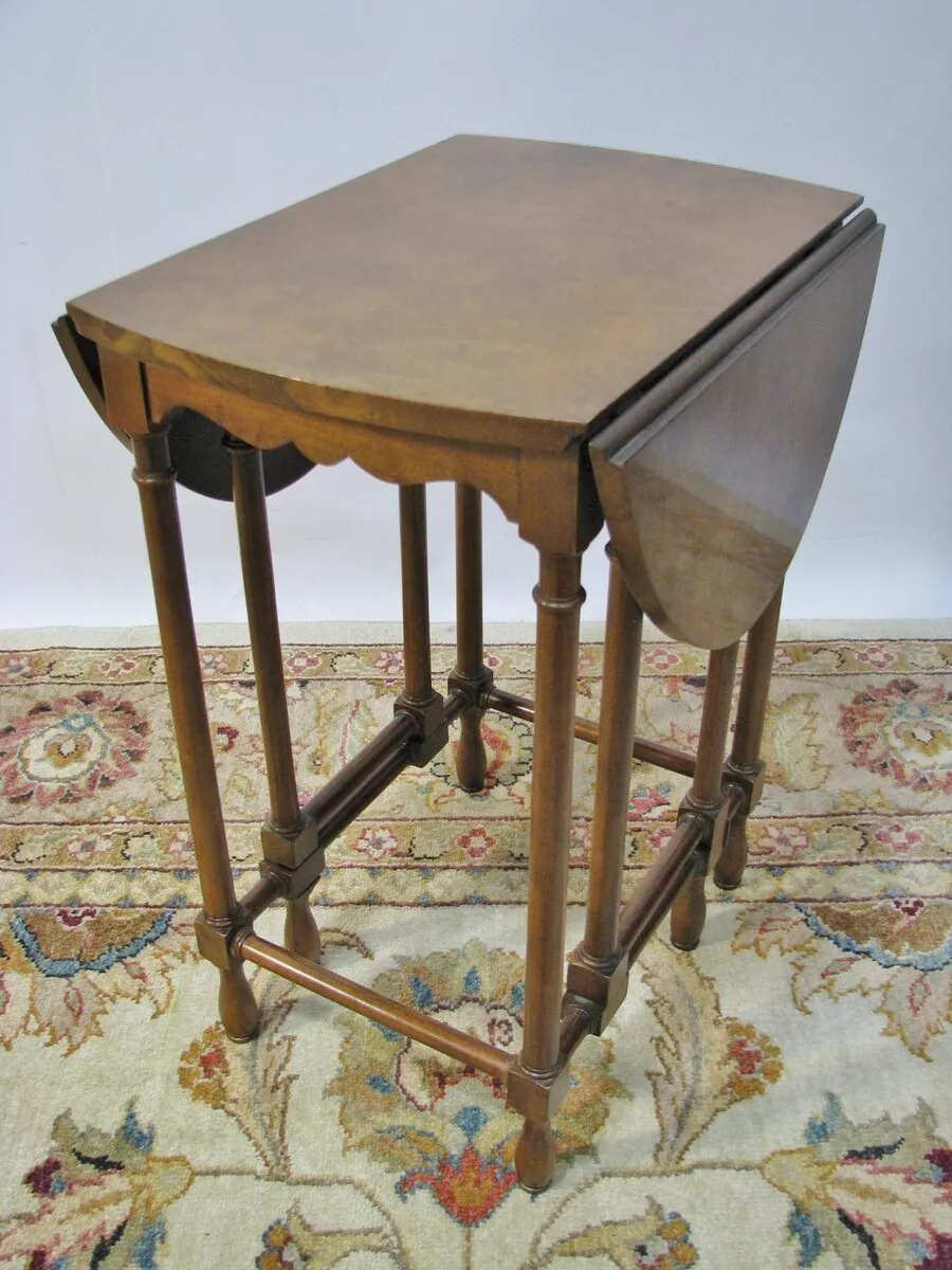 Vintage gateleg on sale drop leaf table
