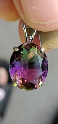Turmalin Labcreated Ovalschliff Anhänger 14kt massiv Weißgold 