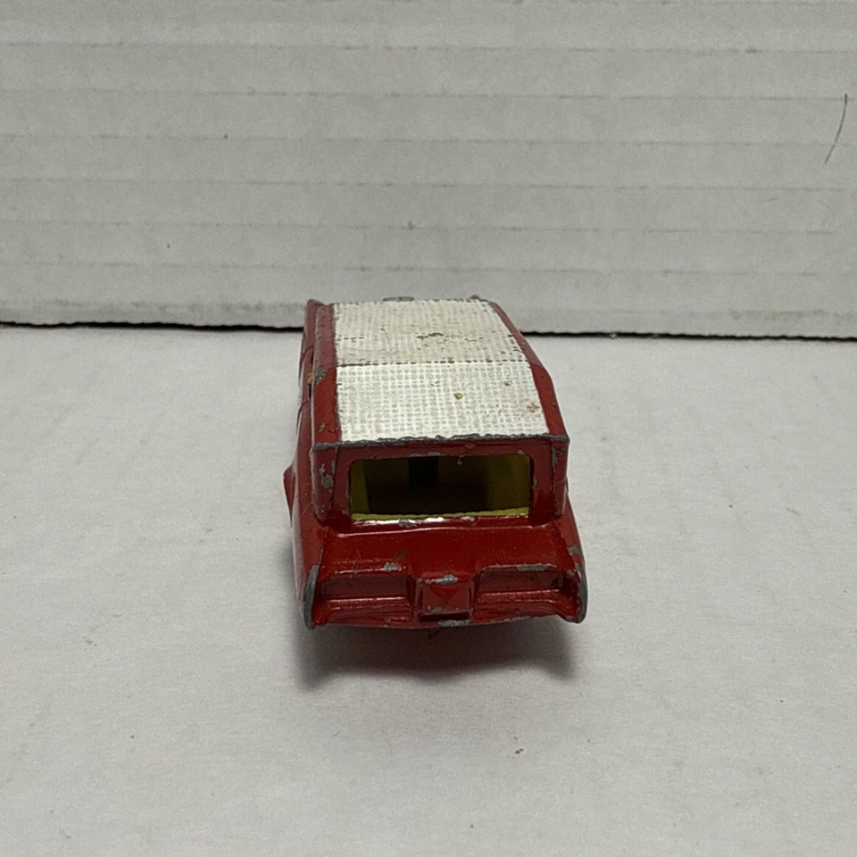 Corgi Juniors Toy - Monkee Mobile 1967 With 4 (Passenger Is Damaged) SEE PICS - Image 4 of 4