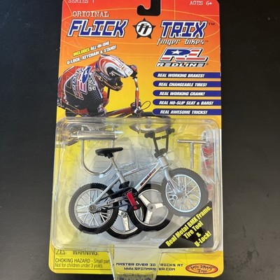Spin Master Toys Series 1 Flick Trix Redline Proline Finger Bikes Silver 12311