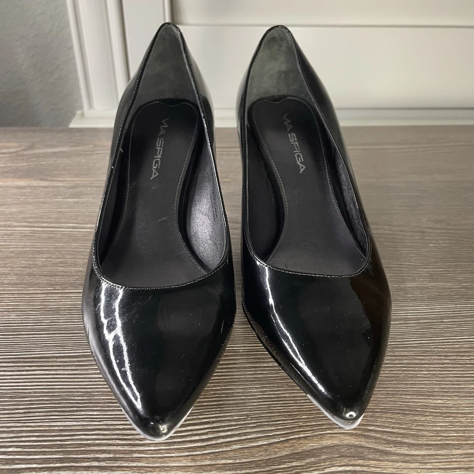 "Bombas de tacón de aguja Via Spiga de charol negro de 2,5"" clásico armario grapa talla 7M" Foto 2 de 4
