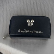 VTG Walt Disney World Black Zip Around Wallet...