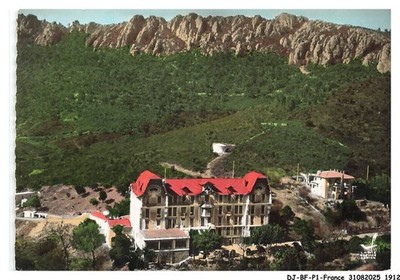 DJ-BFP1-0958-83 - Im Flug Über SAINT-RAPHAEL - AGAY - Das Hotel Les Ro