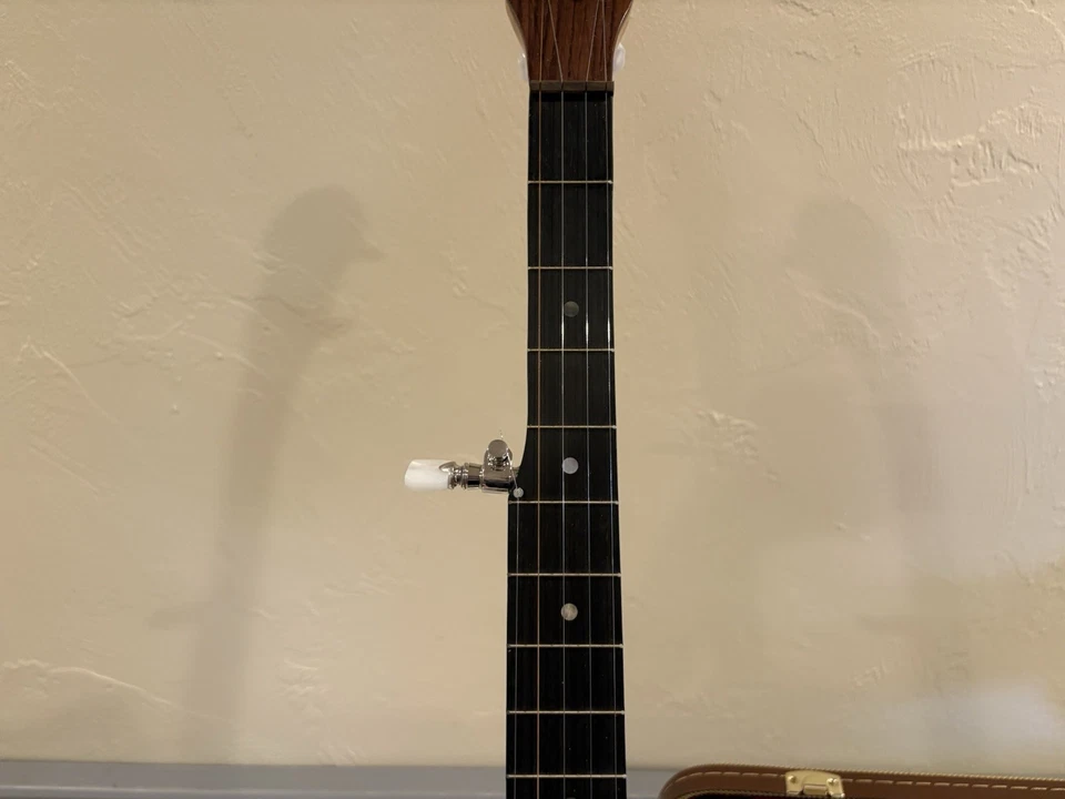 Hand Made 5 String Banjo 11’ Maple Pot & Ebony Finger Board. New Case Included - Image 4 of 4