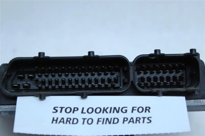 Computadora ECU ECM VW Golf Jetta 1999 99 Cali 2.0 06A906018J 1122280 Foto 4 de 4