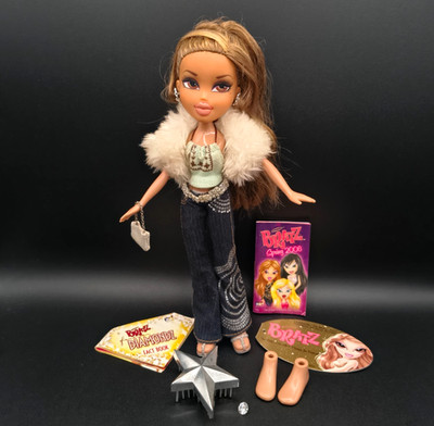 Bratz Forever Diamondz Yasmin Doll + Accessories & POSTER (2006)