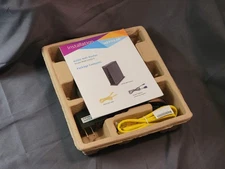 NETGEAR WNR2000 N300 Wireless Router 300Mbps Open Box Complete