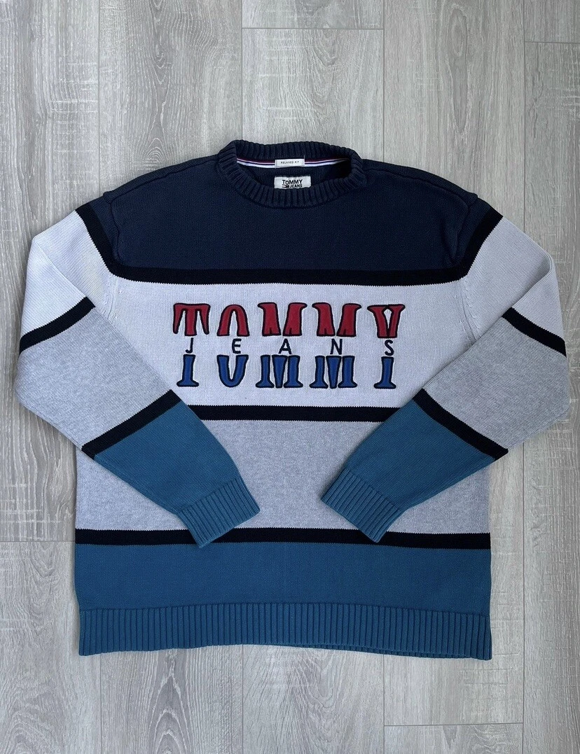 Tommy jeans embroidered sweatshirt hot sale