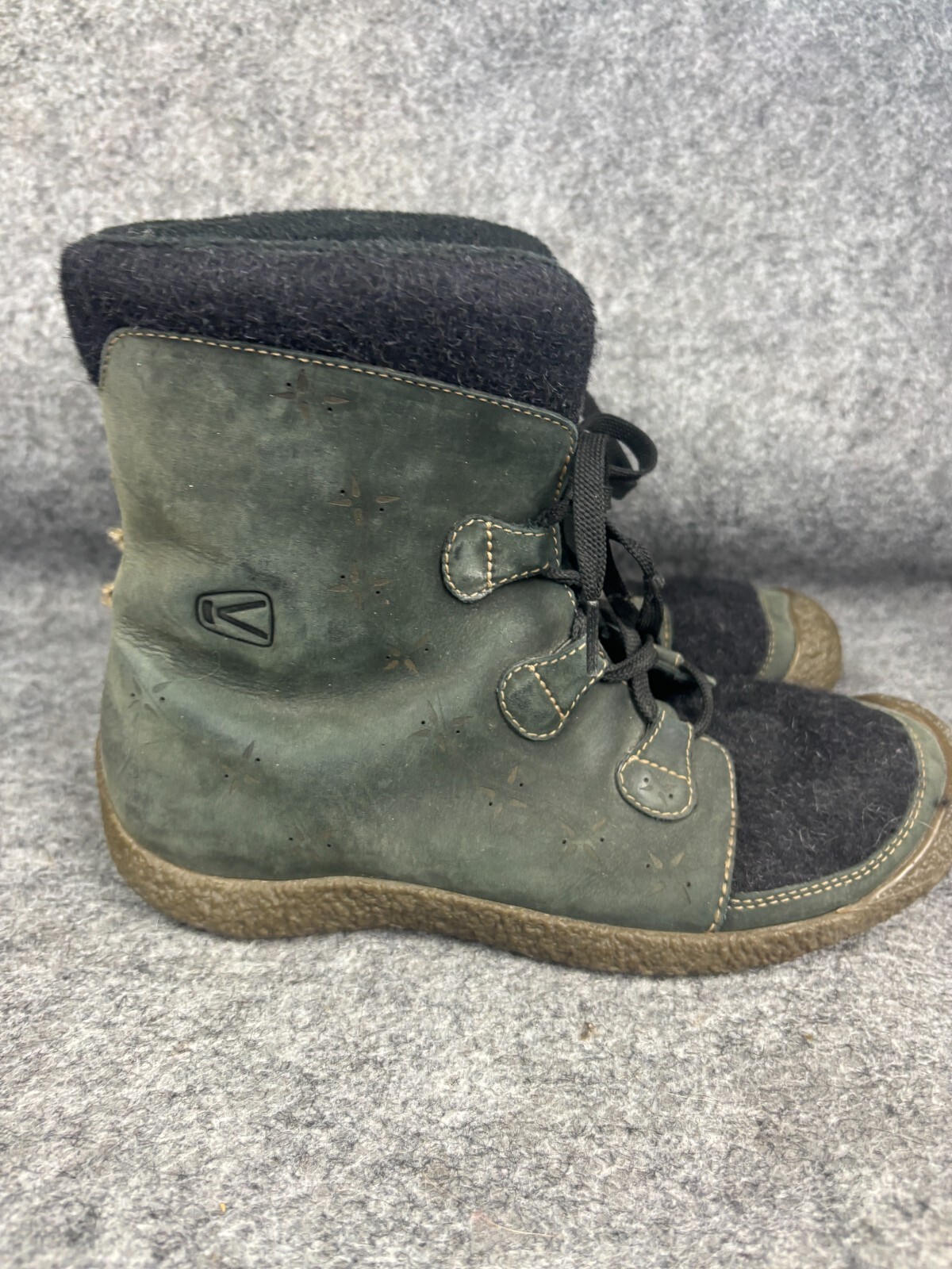 Stivali Keen donna 7 grigi foderati in pelle stringati invernali neve