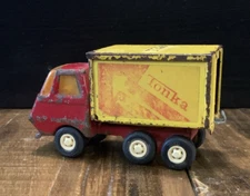 Vintage Tonka Box Truck Delivery Van