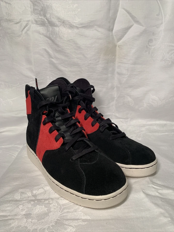 NUEVO Nike Air Jordan Westbrook 0.2 - Zapatos de gamuza negros y rojos (854563 001) Talla 8 Foto 3 de 4