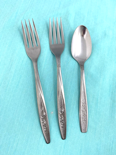 Superior RADIANT ROSE 3 Pc Lot Dinner Forks Teaspoon IS Stainless Flatware USA