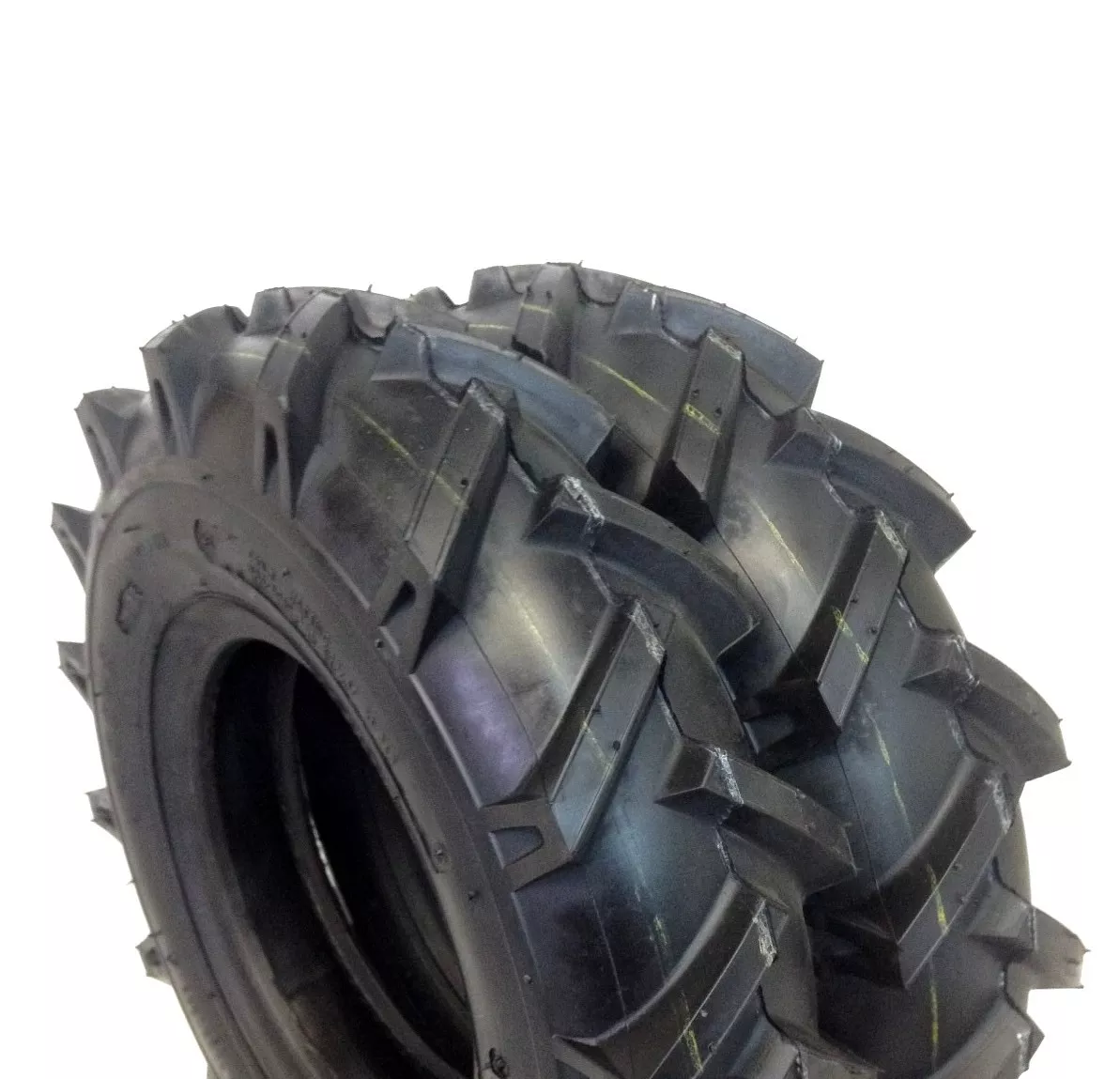 Lug tires 2024