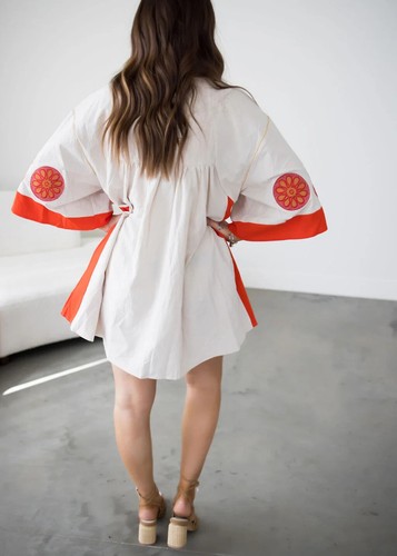 Veveret Embroidered Mini V-Neck Dress Women’s Mini Dress Boho Babydoll NWT Small - Picture 8 of 21