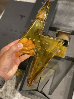 ️EMPTY TESLA TEQUILA BOTTLE + STAND + BOX LIMITED IN HAND FAST