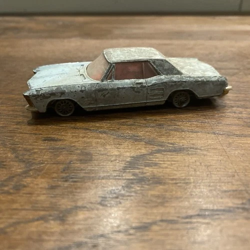 Corgi Toys #245 Buick Riviera Blue- Original Vintage #767