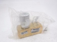 Parker Hannifin 3/4"Inlet x 3/4"-14FNPT 25GPM 2000PSI Hydraulic Control Valve