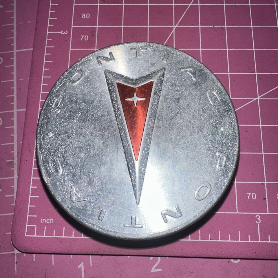 Pontiac OEM 2004-2010 Grand Am Prix Montana Torrent tapa central mecanizada 9593169 Foto 2 de 4